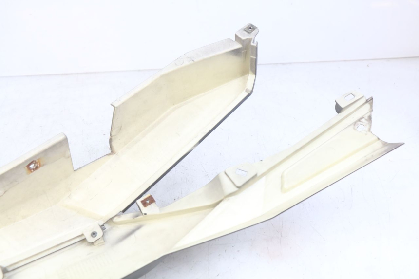 photo de LINKER ACHTERZIJDE PANEL NECO ALEXONE 125 (2017 - 2024) - Andere kijkhoek