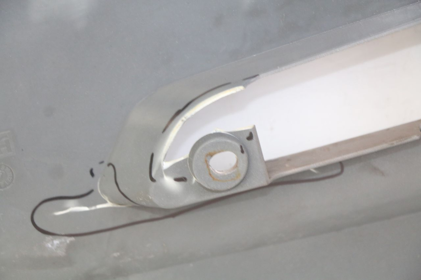 photo de LINKER ACHTERZIJDE PANEL ECCITY ARTELEC 670 1 (2013 - 2017) - Zoom op gebruiksstaat