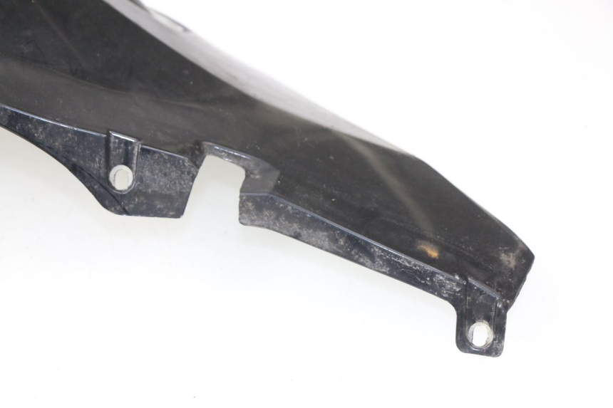 photo de LINKER ACHTERZIJDE PANEL JONWAY AZTRAL 125 (2008 - 2017) - Kenmerkende details