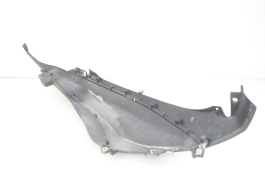 photo de LINKER ACHTERZIJDE PANEL PIAGGIO BEVERLY 125 (2010 - 2015) - Zoom op gebruiksstaat