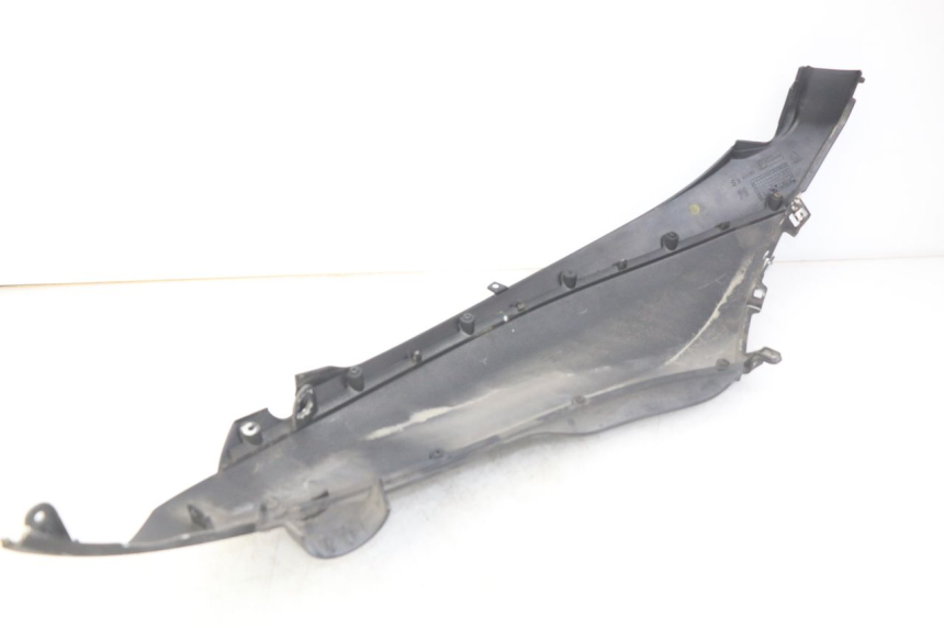 photo de LINKER ACHTERZIJDE PANEL PIAGGIO BEVERLY 125 (2010 - 2015) - Andere kijkhoek