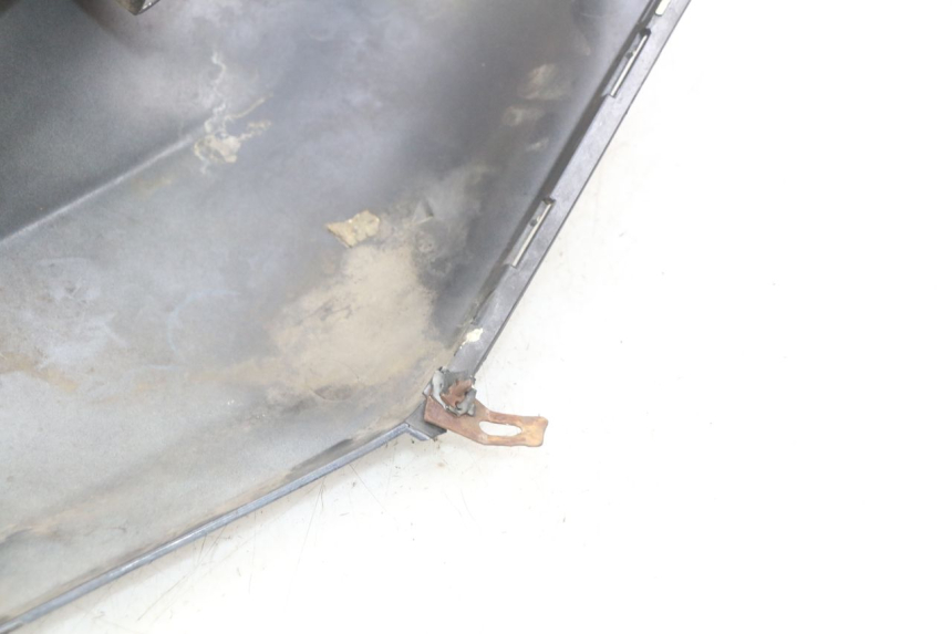 photo de LINKER ACHTERZIJDE BMW C1 125 (2000 - 2003) - Detail van het onderdeel