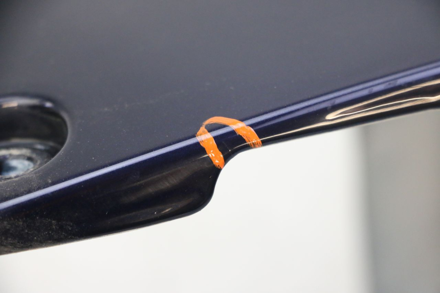 photo de LINKER ACHTERZIJDE PANEL HONDA CBR RR FIREBLADE 900 (1992 - 1994) - Gecontroleerd onderdeel