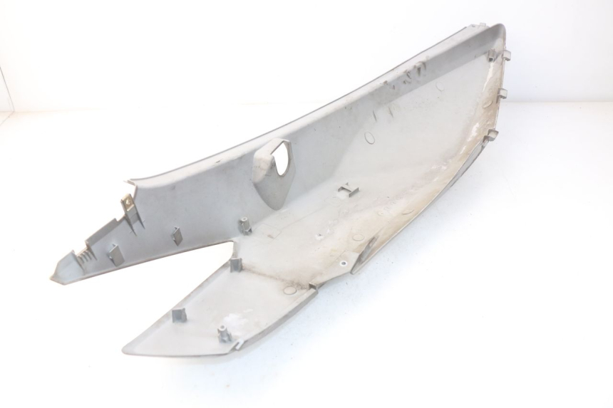 photo de LINKER ACHTERZIJDE KYMCO DINK STREET 125 (2009 - 2014) - Zoom op gebruiksstaat