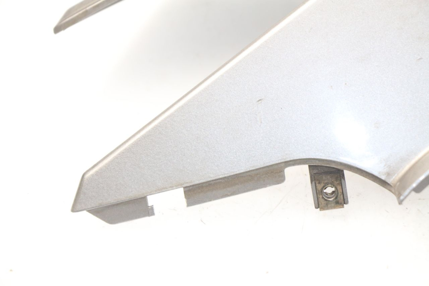 photo de LINKER ACHTERZIJDE KYMCO DINK STREET 125 (2009 - 2014) - Overzicht