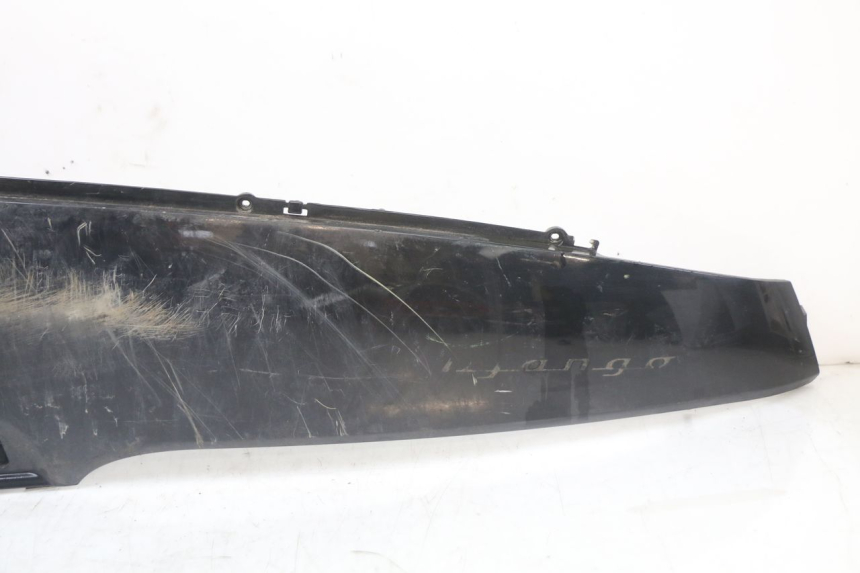 photo de LINKER ACHTERZIJDE PANEL PEUGEOT DJANGO 125 (2014 - 2017) - Zoom op gebruiksstaat