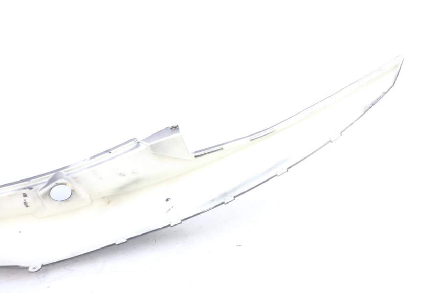 photo de ACHTERLINKS ZIJPANEEL JM MOTORS F45i 4T 50 (2020 - 2023) - Staat van het oppervlak