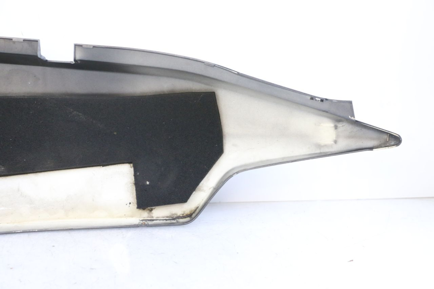 photo de LINKER ACHTERZIJDE PANEL HONDA FJS SILVER WING SILVERWING 400 (2005 - 2008) - Technische close-up