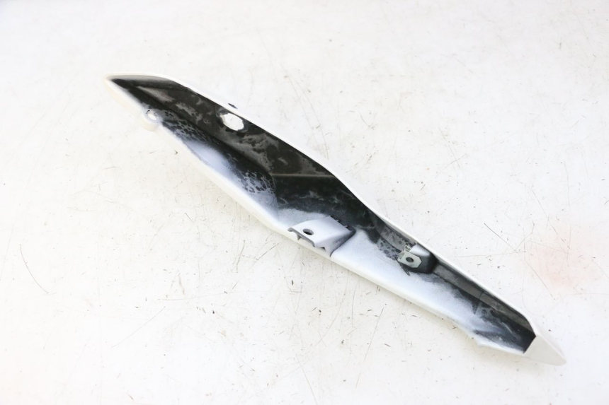 photo de LINKER ACHTERZIJDE BMW G310 R 310 (2016 - 2020) - Andere kijkhoek