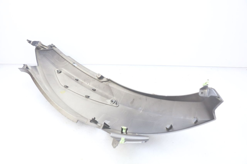 photo de LINKER ACHTERZIJDE PEUGEOT GEOPOLIS 400 (2007 - 2013) - Bevestigingspunten