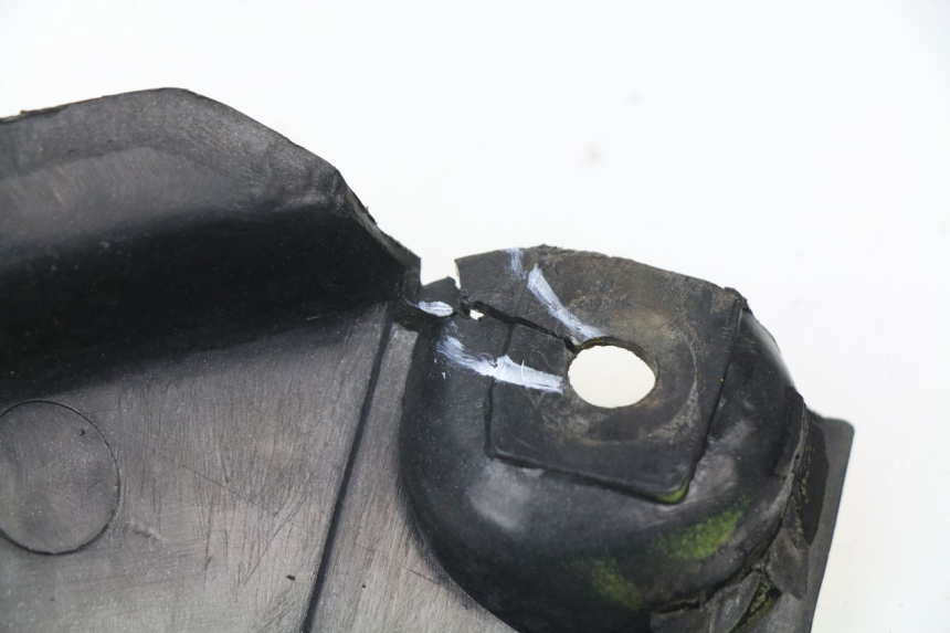 photo de LINKER ACHTERZIJDE SUZUKI GSXF GSX F 600 (1988 - 1997) - Zoom op componenten