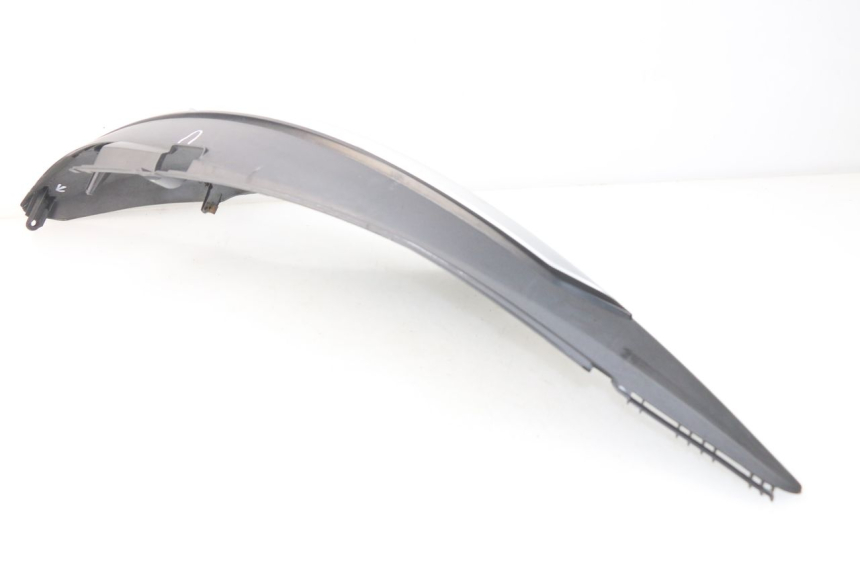 photo de LINKER ACHTERZIJDE PANEL SYM GTS EVO 125 (2009 - 2013) - Kenmerkende details