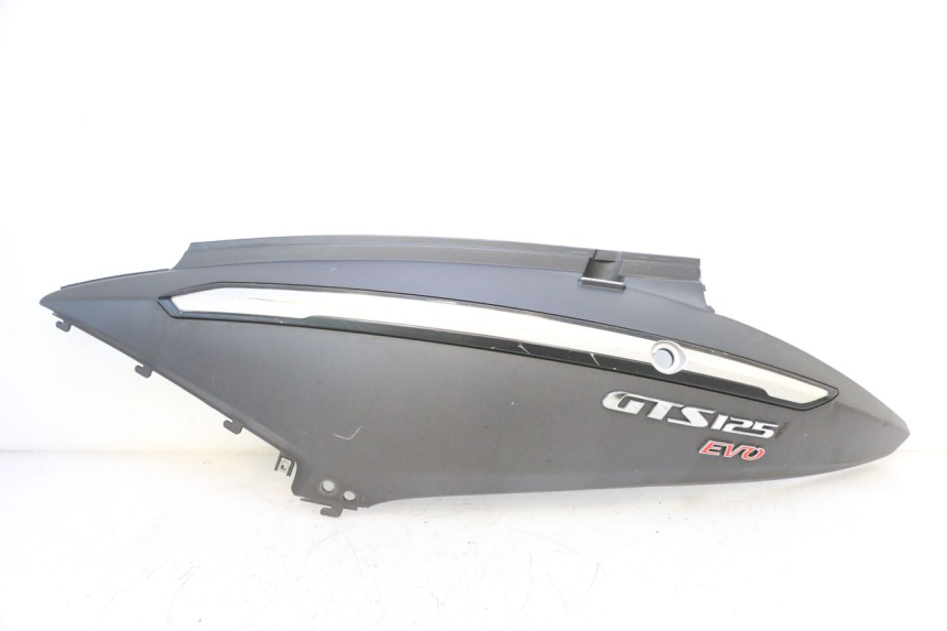 photo de LINKER ACHTERZIJDE PANEL SYM GTS EVO 125 (2009 - 2013) - Hoofdaanzicht