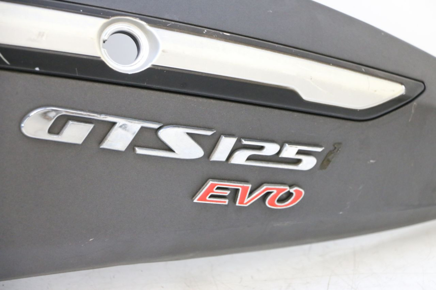photo de LINKER ACHTERZIJDE PANEL SYM GTS EVO 125 (2009 - 2013) - Technische close-up