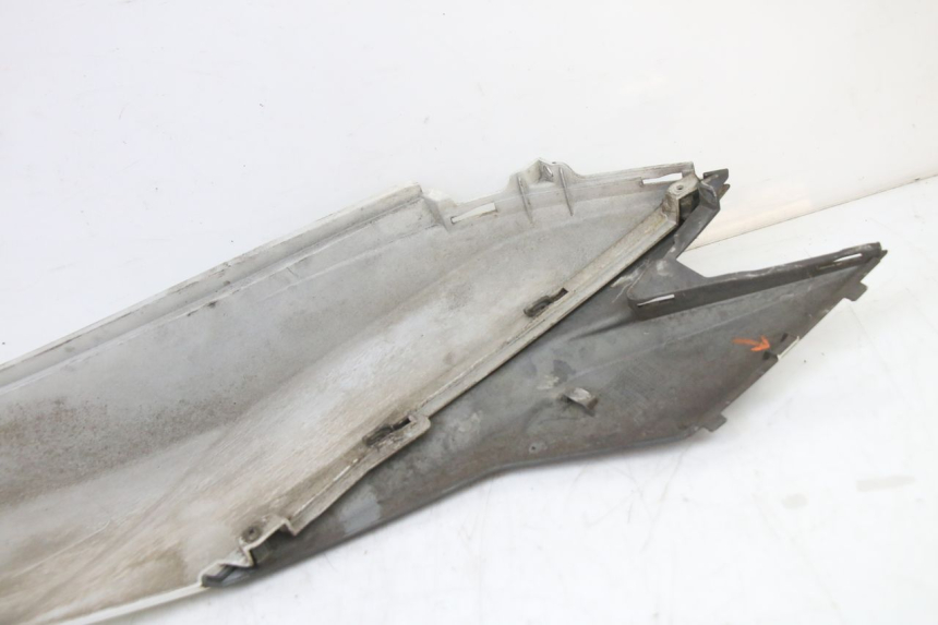 photo de LINKER ACHTERZIJDE SYM JET 14 4T 50 (2018 - 2022) - Markeringen en referenties