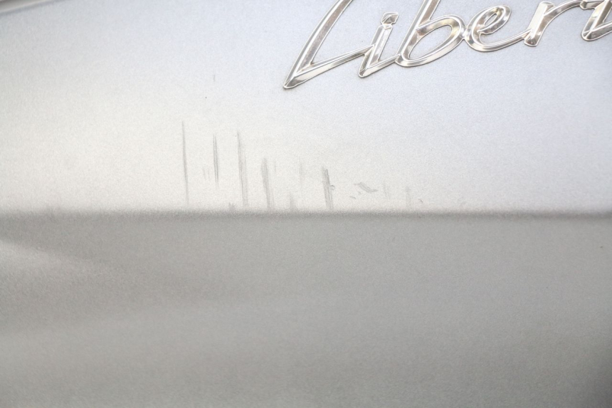 photo de LINKER ACHTERZIJDE PIAGGIO LIBERTY IGET 4T 50 (2015 - 2020) - Staat van het oppervlak