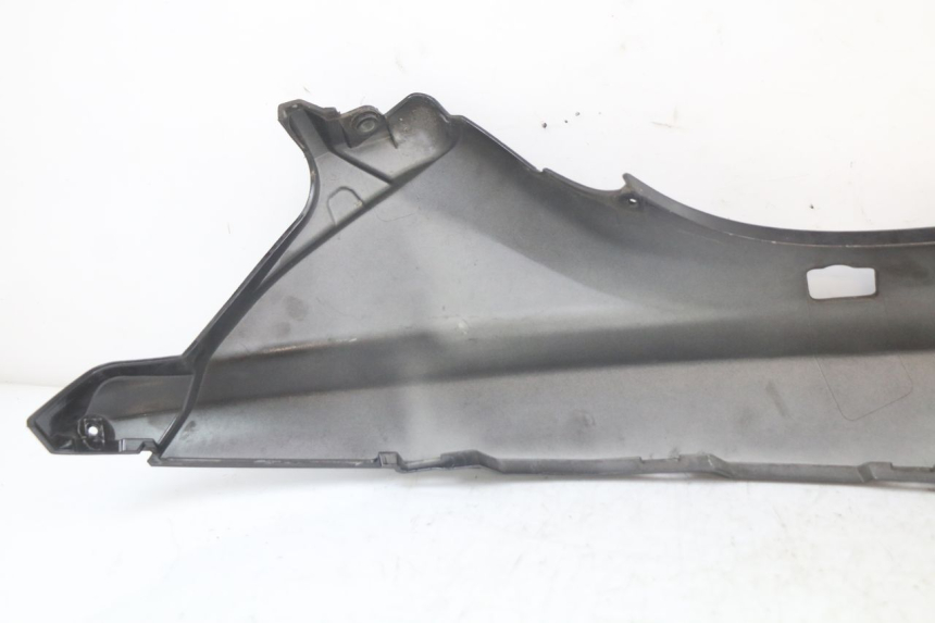 photo de LINKER ACHTERZIJDE PANEL PIAGGIO MP3 LT 400 (2007 - 2012) - Staat van het oppervlak