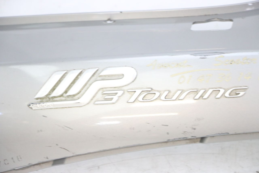 photo de LINKER ACHTERZIJDE PANEL PIAGGIO MP3 LT 300 (2010 - 2016) - Kenmerkende details