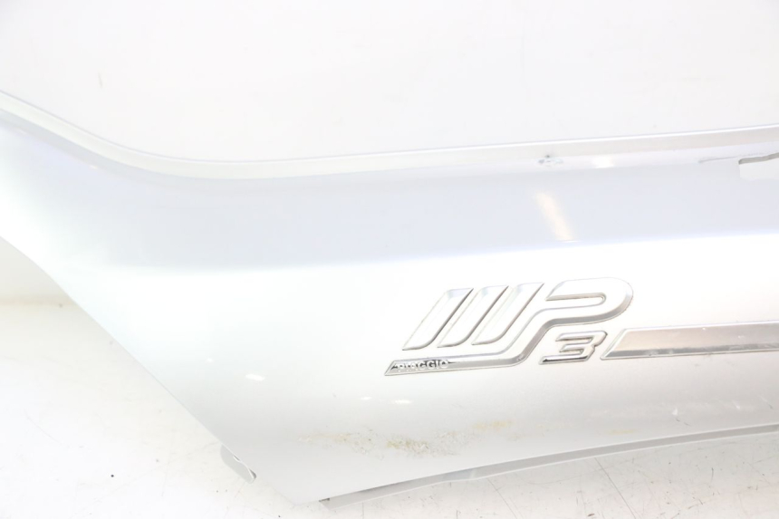 photo de LINKER ACHTERZIJDE PANEL PIAGGIO MP3 LT 300 (2010 - 2016) - Zoom op componenten