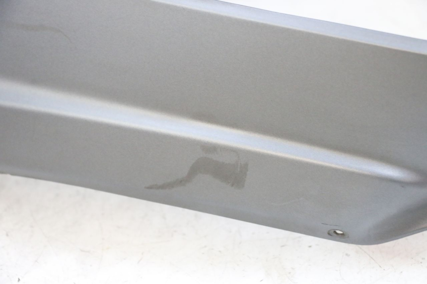 photo de LINKER ACHTERZIJDE PIAGGIO MP3 500 (2016 - 2018) - Bevestigingspunten