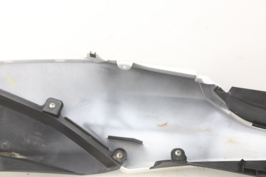 photo de LINKER ACHTERZIJDE PANEL MBK MW TRYPTIK 125 (2017 - 2022) - Overzicht