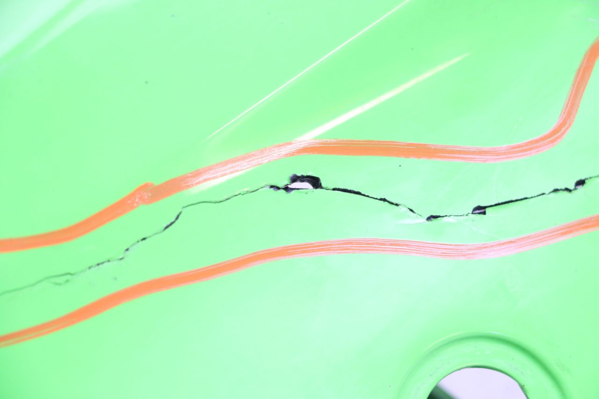 photo de LINKER ACHTERZIJDE PANEL KAWASAKI NINJA 400 (2018 - 2023) - Detail van het onderdeel