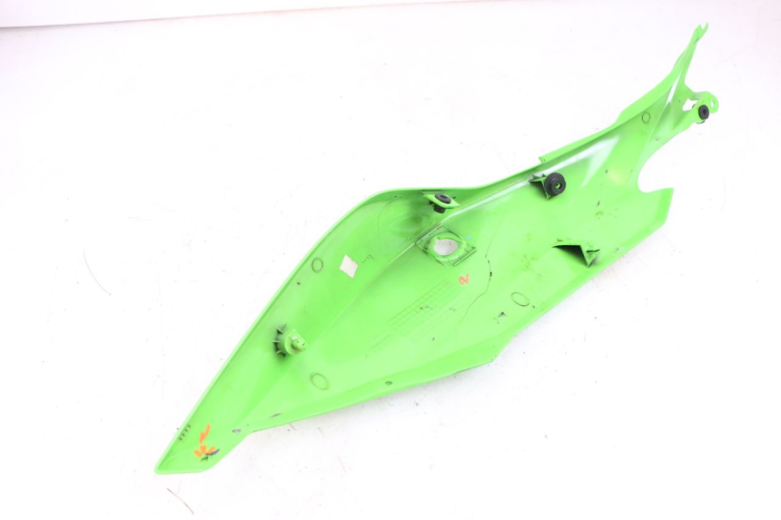 photo de LINKER ACHTERZIJDE PANEL KAWASAKI NINJA 400 (2018 - 2023) - Andere kijkhoek