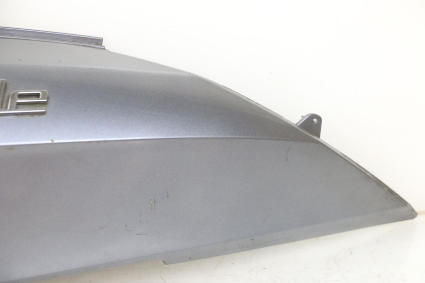 photo de LINKER ACHTERZIJDE PEUGEOT BELVILLE 125 (2017 - 2021) - Zoom op componenten