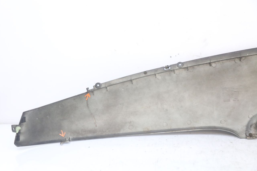 photo de LINKER ACHTERZIJDE PANEL PEUGEOT DJANGO 125 (2014 - 2017) - Gecontroleerd onderdeel