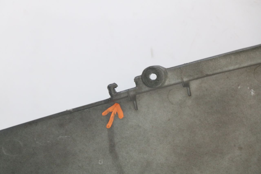 photo de LINKER ACHTERZIJDE PANEL PEUGEOT DJANGO 125 (2014 - 2017) - Markeringen en referenties