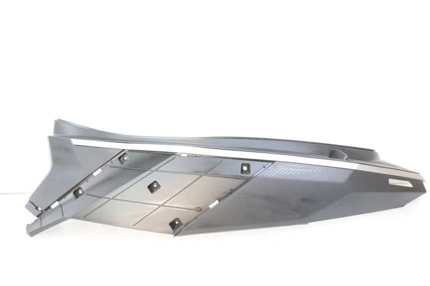 photo de LINKER ACHTERZIJDE PANEL PEUGEOT TWEET 4T 50 (2023 - 2025) - Hoofdaanzicht