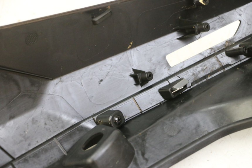 photo de LINKER ACHTERZIJDE PANEL PEUGEOT TWEET 4T 50 (2023 - 2025) - Technische close-up