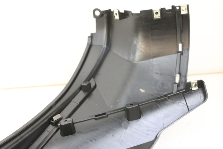 photo de LINKER ACHTERZIJDE PANEL PEUGEOT TWEET 4T 50 (2023 - 2025) - Staat van het oppervlak