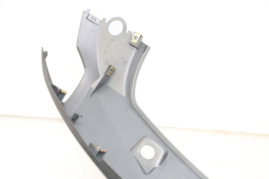 photo de LINKER ACHTERZIJDE PEUGEOT TWEET 4T 50 (2014 - 2019) - Zoom op gebruiksstaat