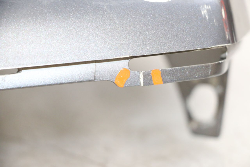 photo de LINKER ACHTERZIJDE PANEL PEUGEOT SATELIS 125 (2013 - 2018) - Zoom op componenten