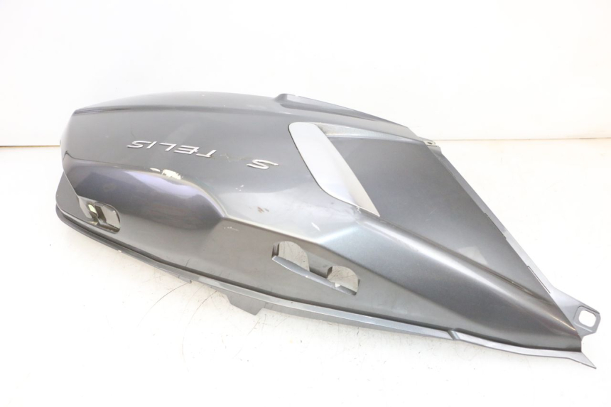 photo de LINKER ACHTERZIJDE PANEL PEUGEOT SATELIS 125 (2013 - 2018) - Gecontroleerd onderdeel