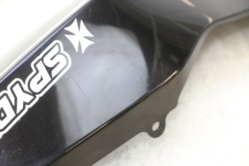 photo de ACHTERLINKSE ZIJPANEEL CAN-AM SPYDER RS 1000 (2008 - 2012) - Detailaanzicht