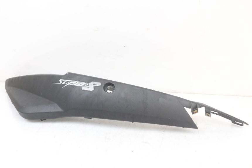 photo de LINKER ACHTERZIJDE PANEL KYMCO SUPER 8 4T 50 (2018 - 2020) - Zoom op gebruiksstaat