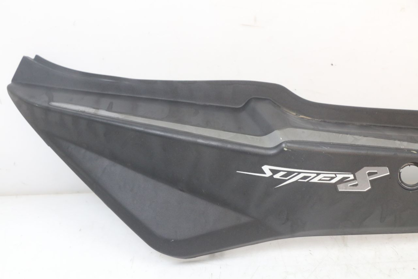 photo de LINKER ACHTERZIJDE PANEL KYMCO SUPER 8 4T 50 (2018 - 2020) - Andere kijkhoek