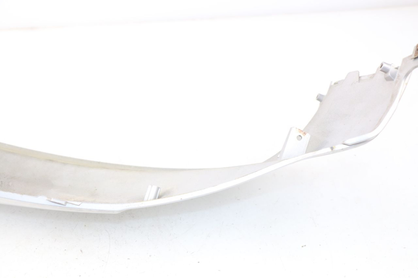 photo de LINKER ACHTERZIJDE PANEL SYM SYMPHONY 50 (2009 - 2015) - Bevestigingspunten