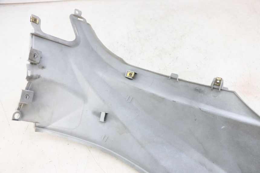 photo de LINKER ACHTERZIJDE PANEL PEUGEOT TWEET PRO EFI 4T 50 (2021 - 2022) - Overzicht