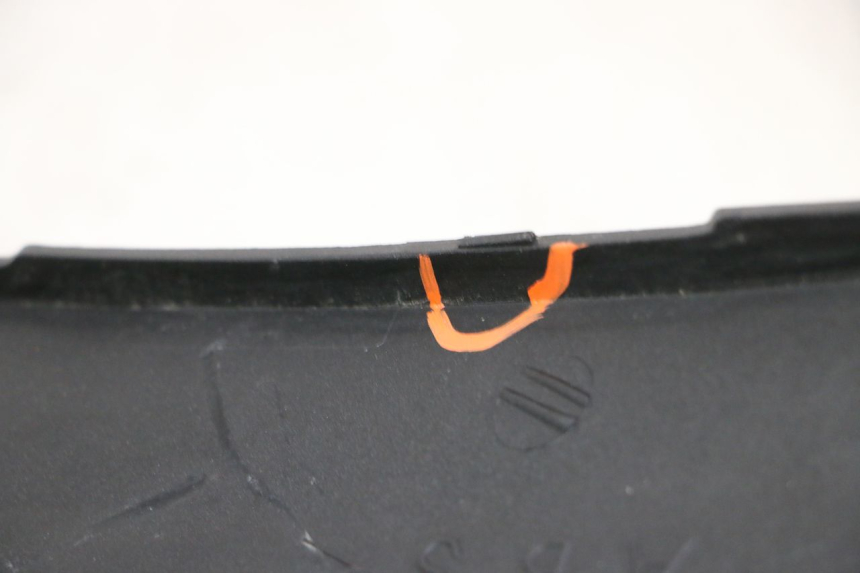 photo de LINKER ACHTERZIJDE PANEL MBK WAAP 125 (2008 - 2013) - Bevestigingspunten