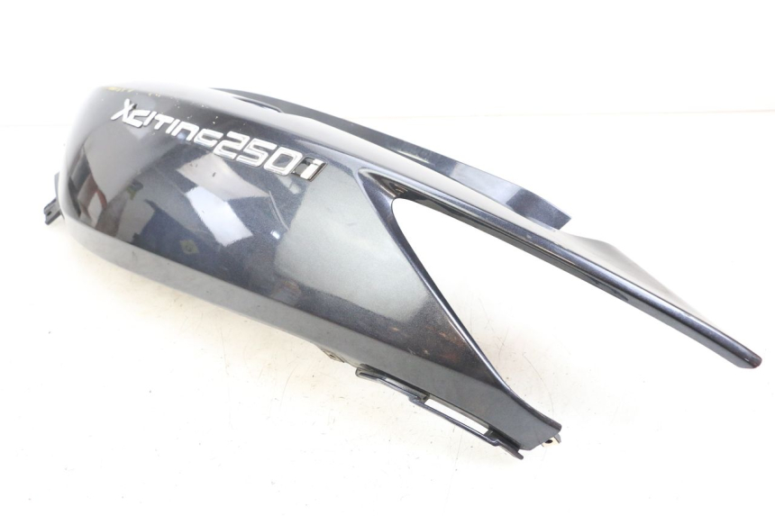 photo de LINKER ACHTERZIJDE KYMCO XCITING 250 (2006 - 2009) - Bevestigingspunten