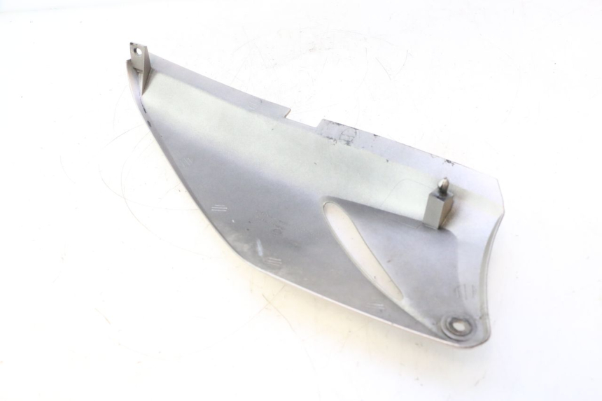 photo de ACHTERZIJDEKANT LINKS HONDA XLV VARADERO 125 (2007 - 2012) - Zoom op gebruiksstaat