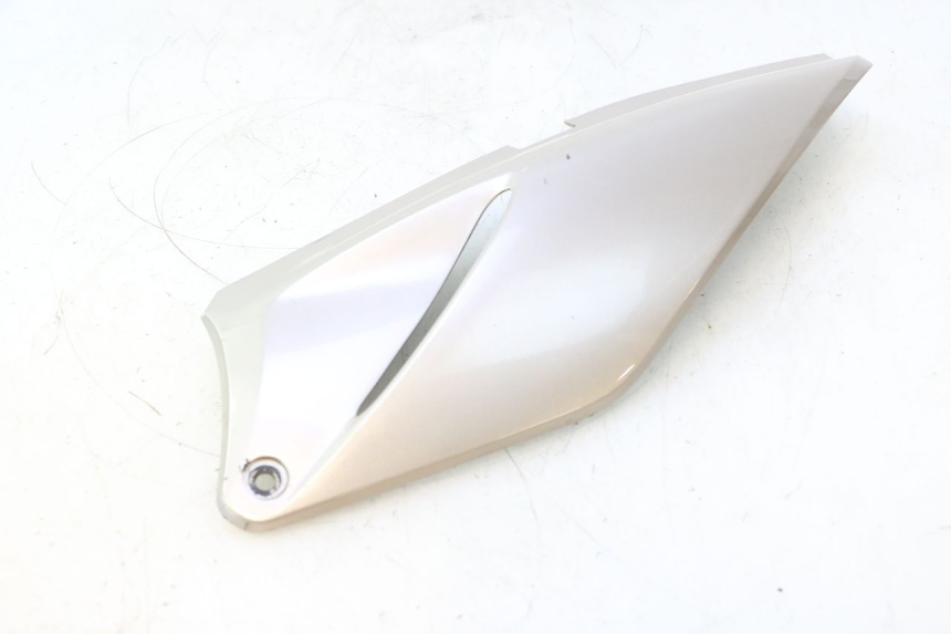 photo de ACHTERZIJDEKANT LINKS HONDA XLV VARADERO 125 (2007 - 2012) - Bevestigingspunten