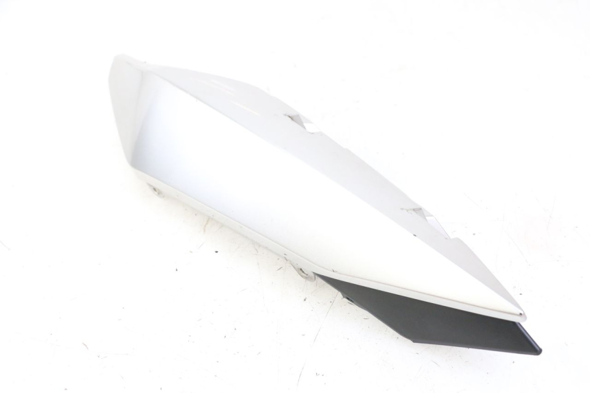 photo de LINKER ACHTERZIJDE YAMAHA XJ6 600 (2008 - 2016) - Detail van het onderdeel