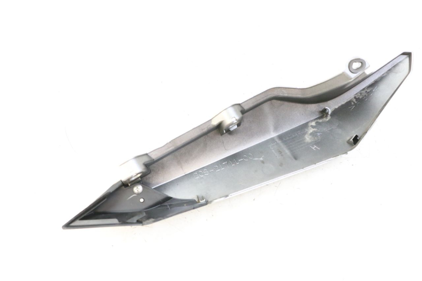 photo de LINKER ACHTERZIJDE YAMAHA XJ6 600 (2008 - 2016) - Bevestigingspunten