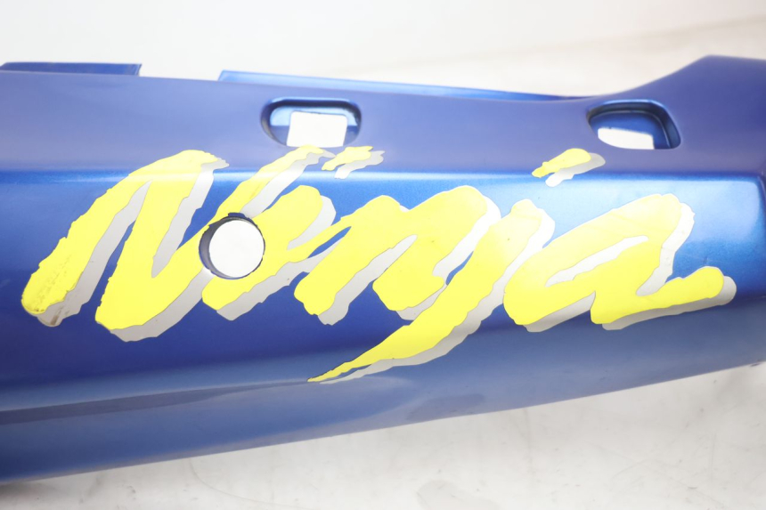 photo de ACHTERLINKS ZIJPANEEL KAWASAKI ZX-6R ZX6R 600 (1995 - 1997) - Technische close-up