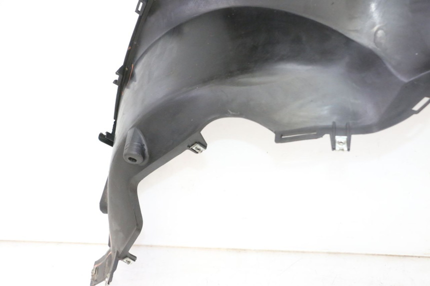 photo de VOORSTE RECHTER ZIJSCHERM QUADRO 4 4D 350 (2015 - 2018) - Kenmerkende details