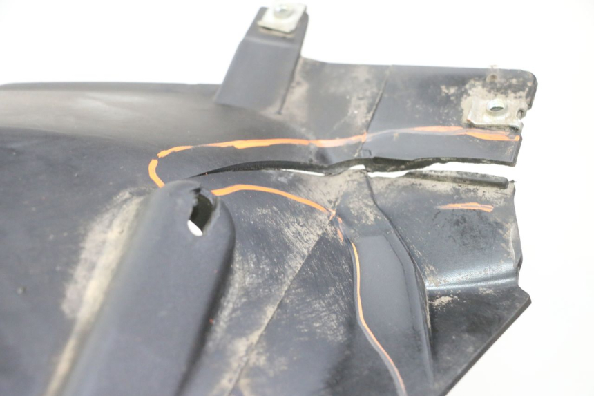 photo de VOORSTE RECHTER ZIJSCHERM QUADRO 4 4D 350 (2015 - 2018) - Zoom op gebruiksstaat